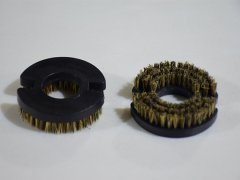 大量毛刷（宽槽）